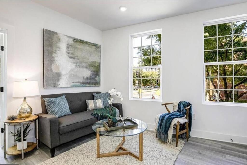 Charming Capitol Hill Home With Stunning Views! ワシントン エクステリア 写真